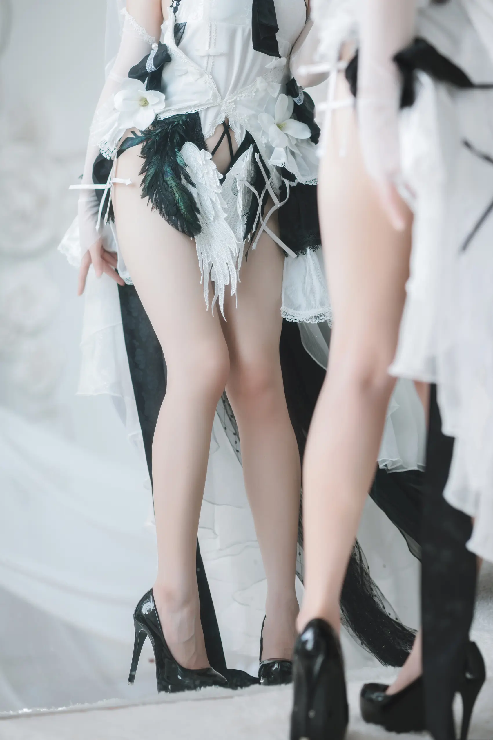 NO.014 可畏礼服[33P203.15MB] – [焖焖碳]-雪魅图
